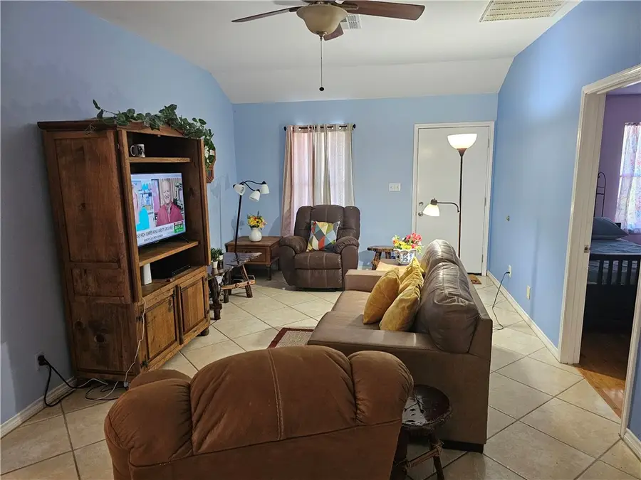 13201 Oglethorpe Drive, Corpus Christi, TX 78410 - Image #2