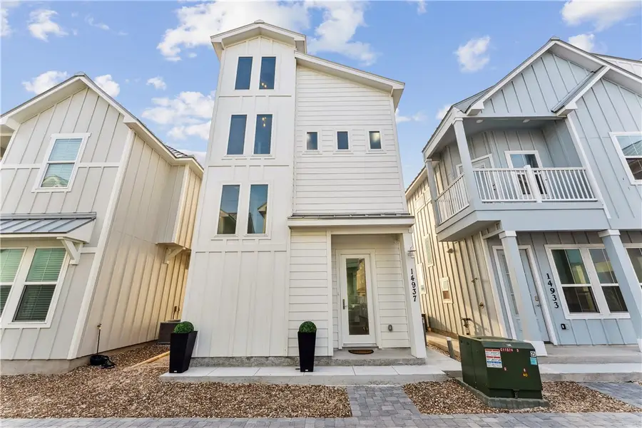 14937 Leeward Drive, Corpus Christi, TX 78418 - Image #2