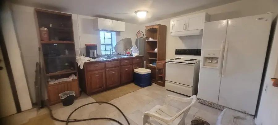 801 S Ann Street, Rockport, TX 78382 - Image #2