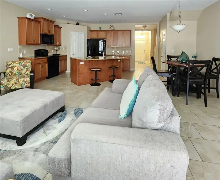 14878 Granada Drive #502, Corpus Christi, TX 78418 - Image #3