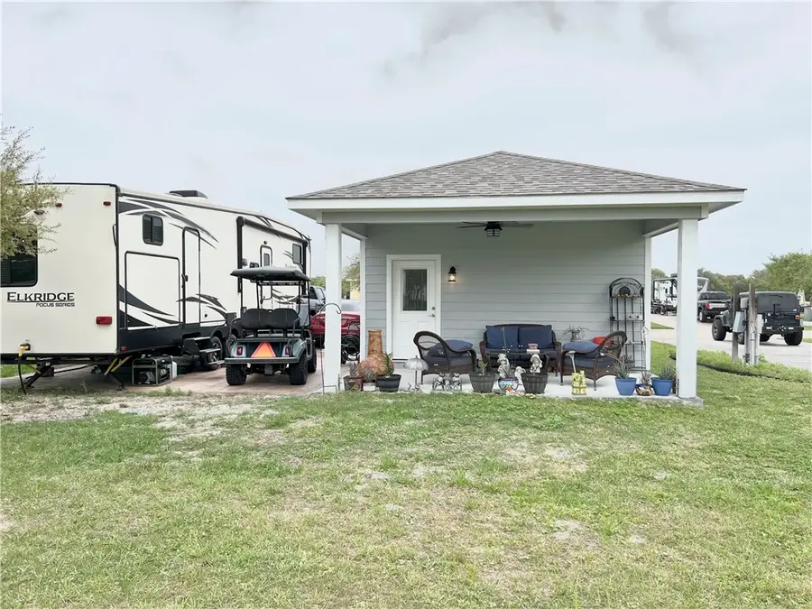 111 Augusta, Aransas Pass, TX 78336 - Image #2