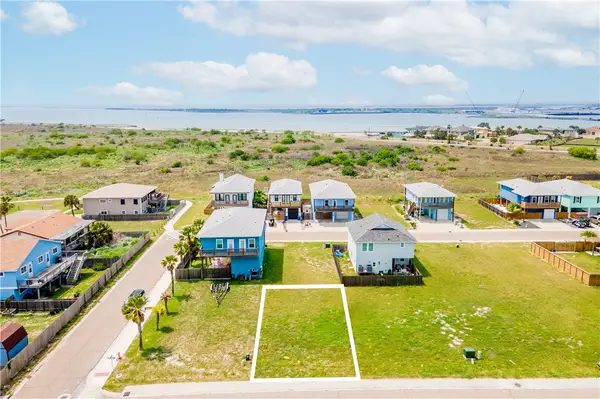 253 Port Arthur Street, Port Aransas, TX 78373