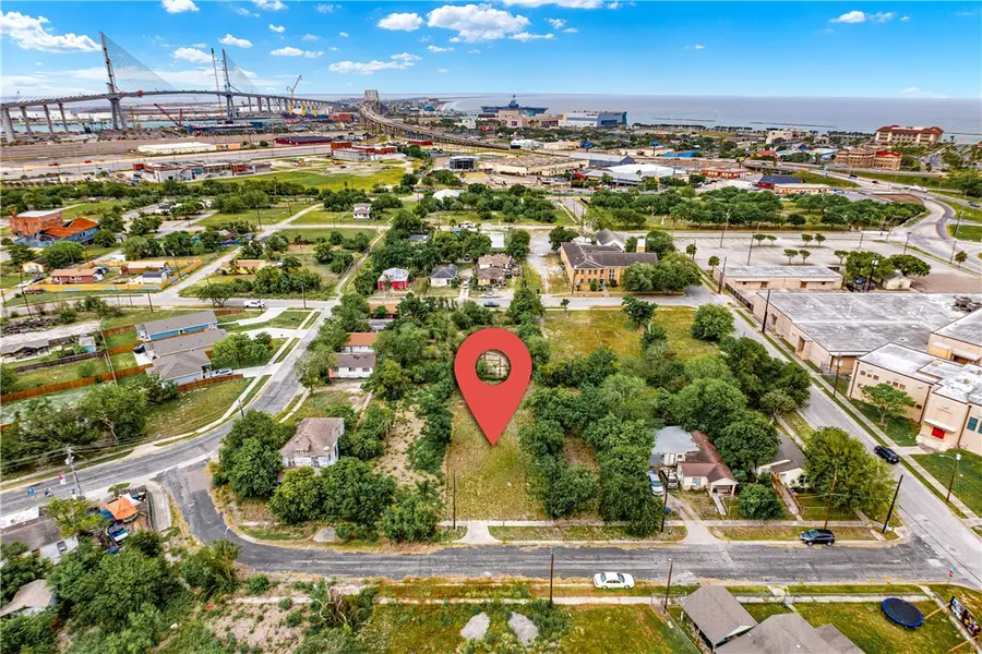 1012 Lake Street, Corpus Christi, TX 78401 - Image #3
