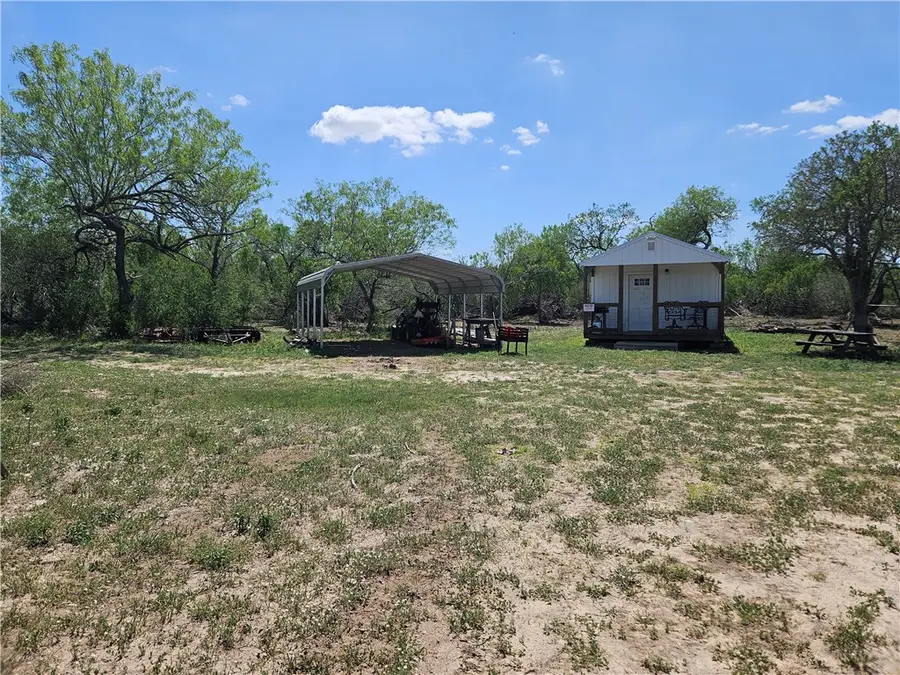 000 Cr 104/toro Rd, San Diego, TX 78384 - Image #3