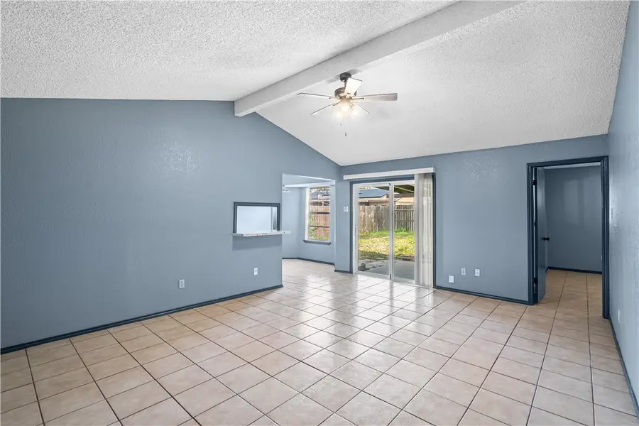 9574 Goldfinch, Corpus Christi, TX 78418 - Image #2