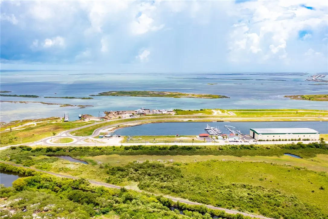 000 Railroad St, Aransas Pass, TX 78336 - Image #1