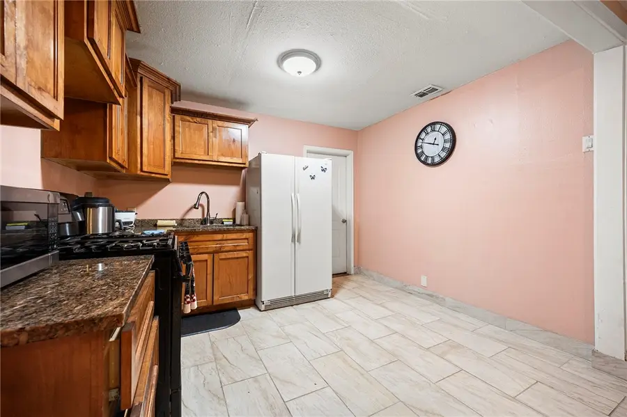 1222 Maryland Drive, Corpus Christi, TX 78404 - Image #3