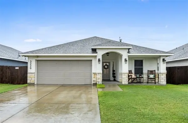 3229 Creek Side, Corpus Christi, TX 78410