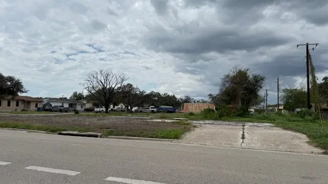 801 Hamilton Street, Sinton, TX 78387 - Image #3