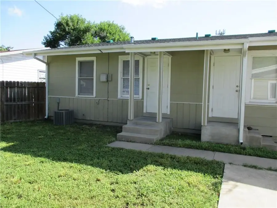 1516 Lazy, Corpus Christi, TX 78415 - Image #2