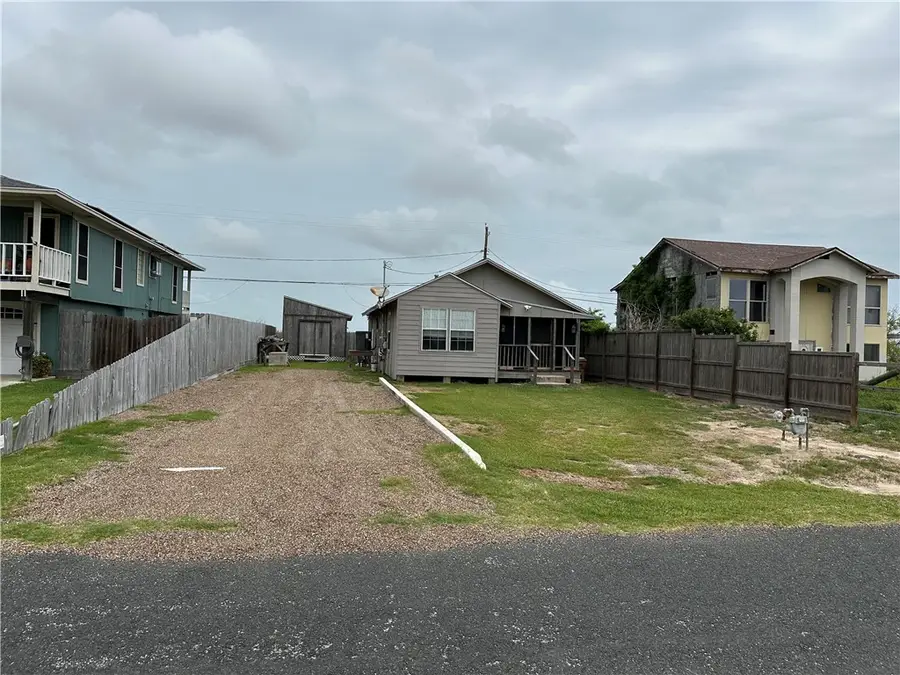 230 Lola Johnson, Corpus Christi, TX 78418 - Image #2