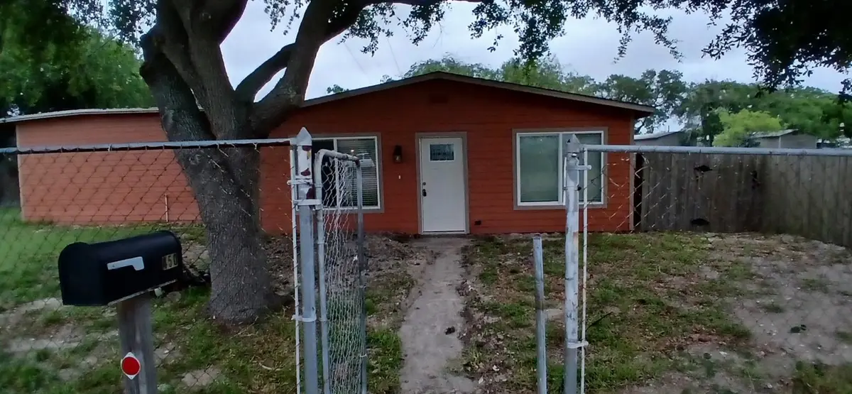 450 Skipper Lane, Corpus Christi, TX 78418 - Image #1