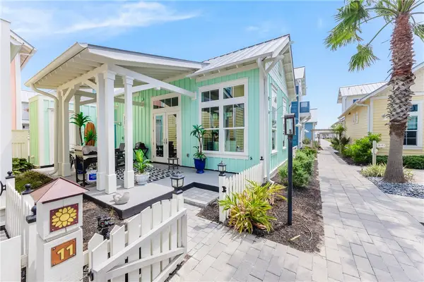 600 Center N #11, Port Aransas, TX 78373