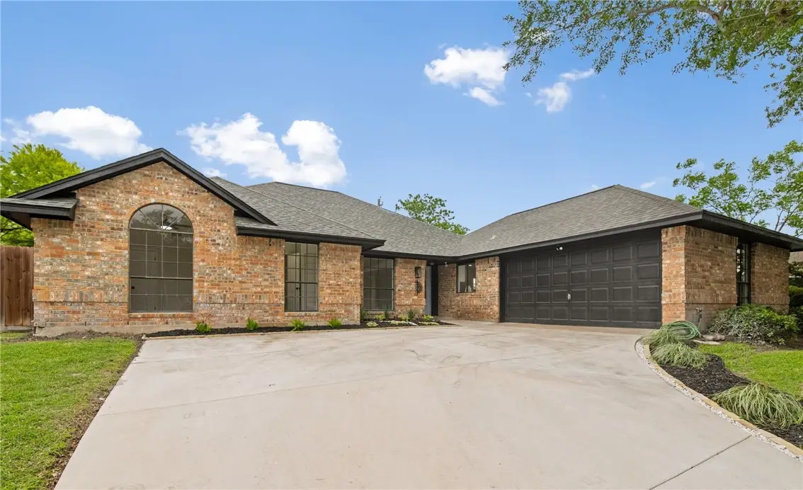 4530 Megal Drive, Corpus Christi, TX 78413 - Image #1