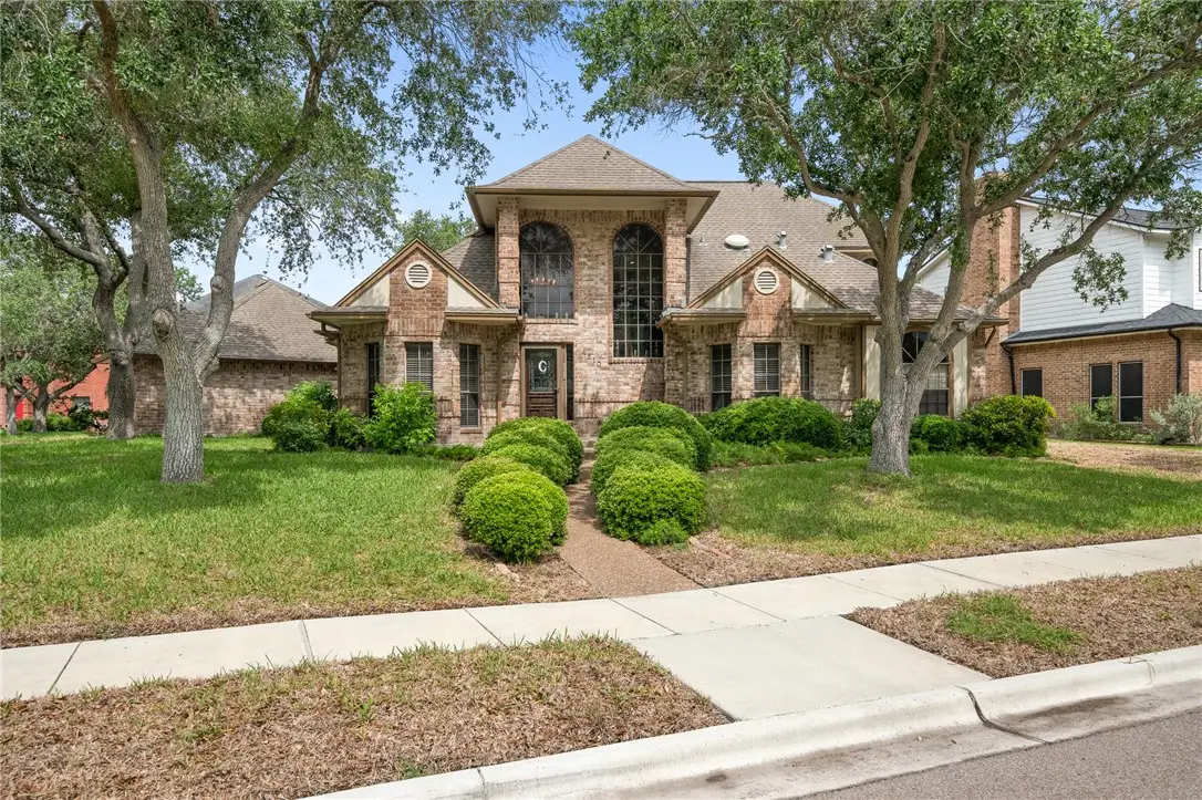 4510 Canyon Lake Circle, Corpus Christi, TX 78413 - Image #1