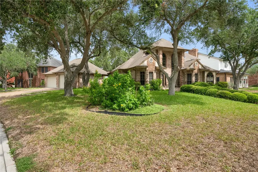 4510 Canyon Lake Circle, Corpus Christi, TX 78413 - Image #2