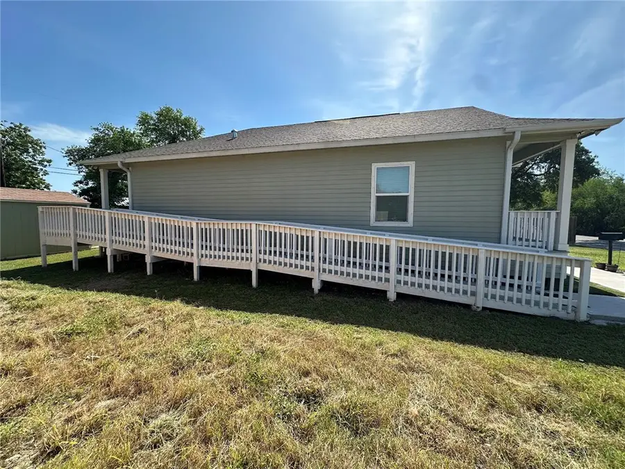 803 Molina Street, Robstown, TX 78380 - Image #3