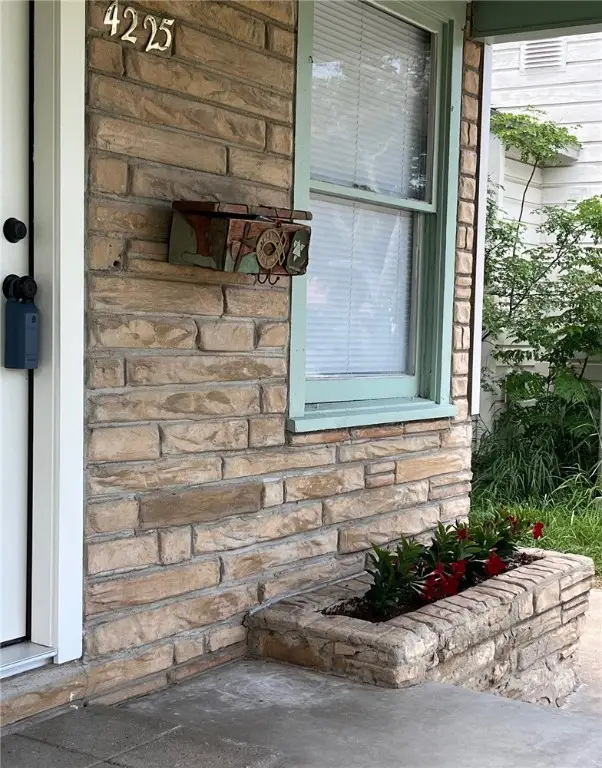 4225 Lowman Street, Corpus Christi, TX 78411 - Image #3