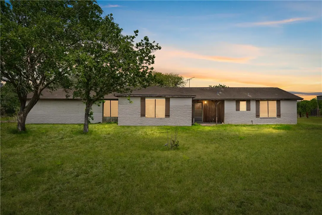 5469 Sunset Trail, Robstown, TX 78380 - Image #1