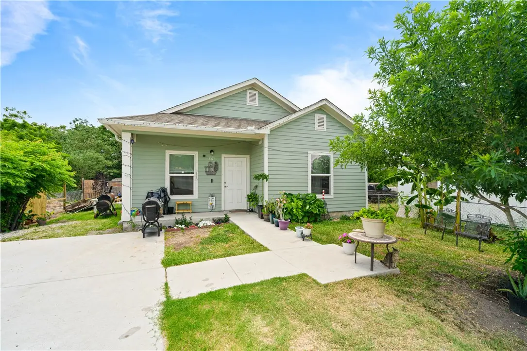 105 E Elm Street, Taft, TX 78390 - Image #1