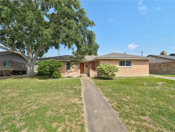 5413 Flynn Parkway, Corpus Christi, TX 78411