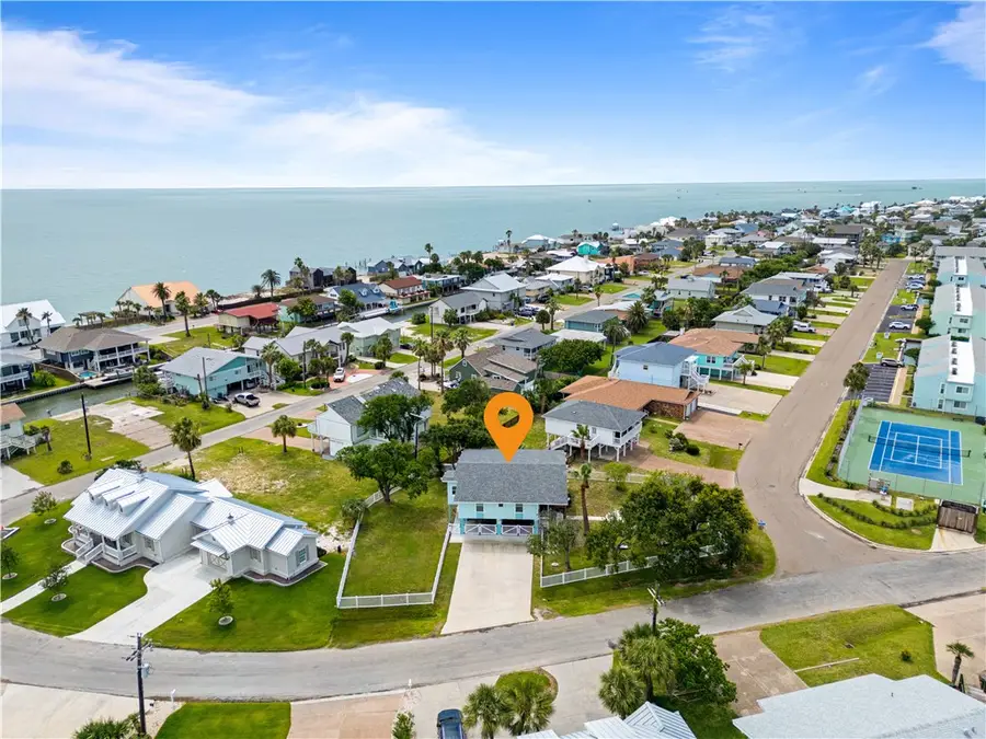 42 Nassau Drive, Rockport, TX 78382 - Image #3