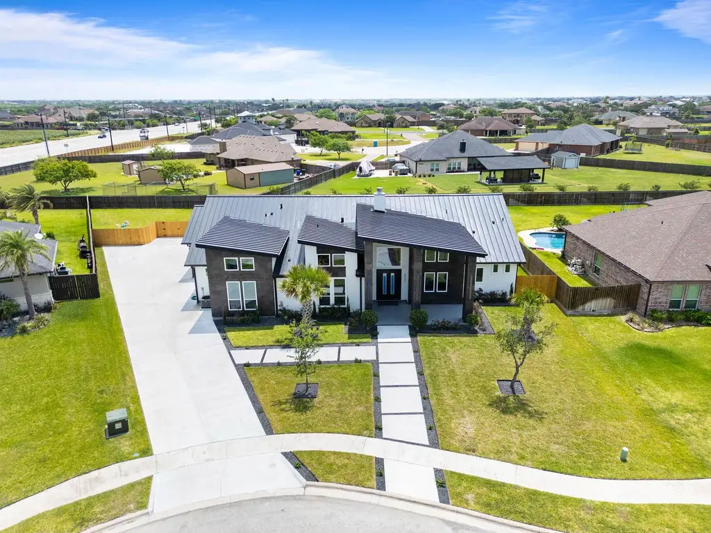 5402 Bonanza Drive, Corpus Christi, TX 78414 - Image #1