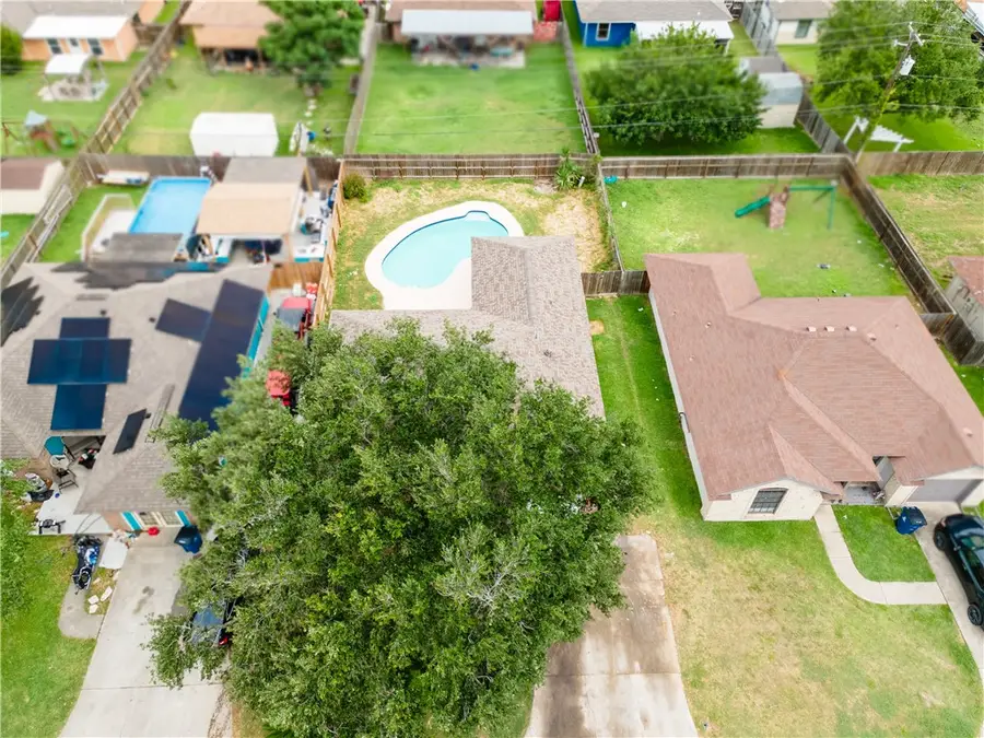 2993 Westlake Drive, Ingleside, TX 78362 - Image #2