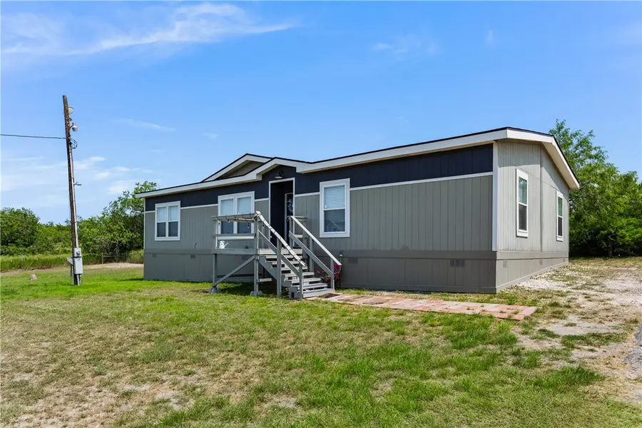 709 S Vista Drive, Sandia, TX 78383 - Image #2