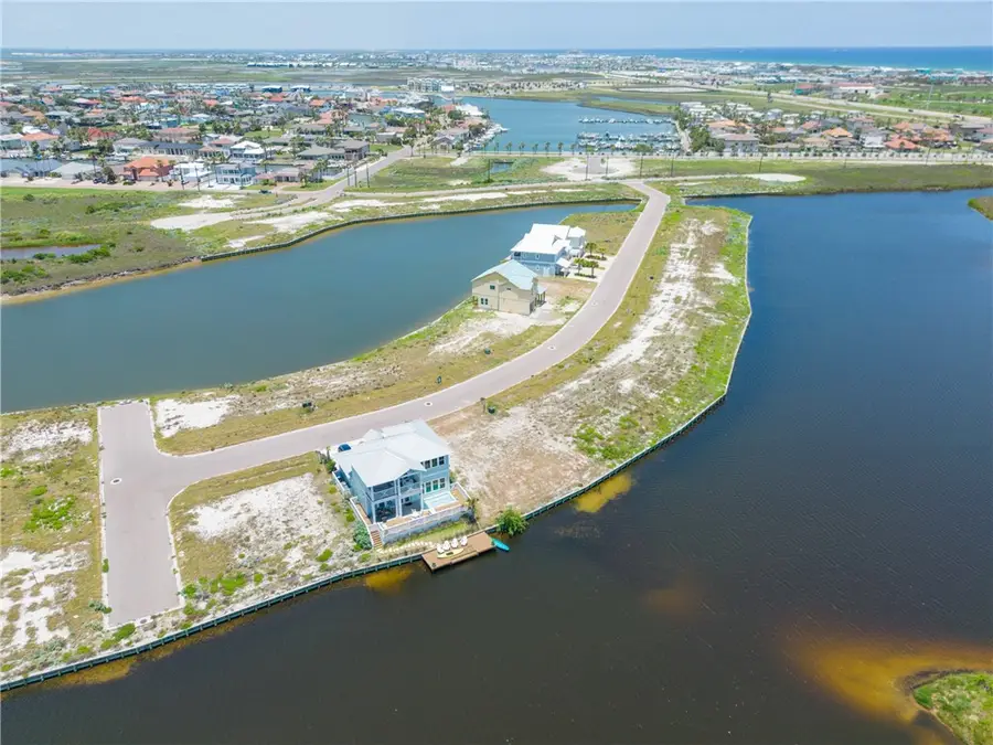 152 Laguna Isles Drive, Port Aransas, TX 78373 - Image #3