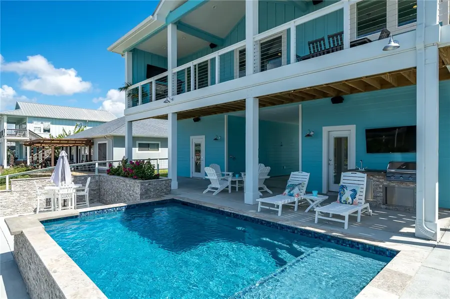 107 Windjammer Street, Rockport, TX 78382 - Image #3