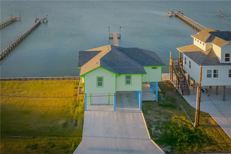 208 Ridge Harbor Drive, Rockport, TX 78382 - Image #3