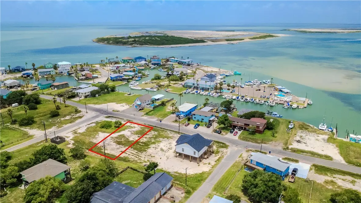 514 Woodhaven Drive, Ingleside, TX 78362 - Image #1