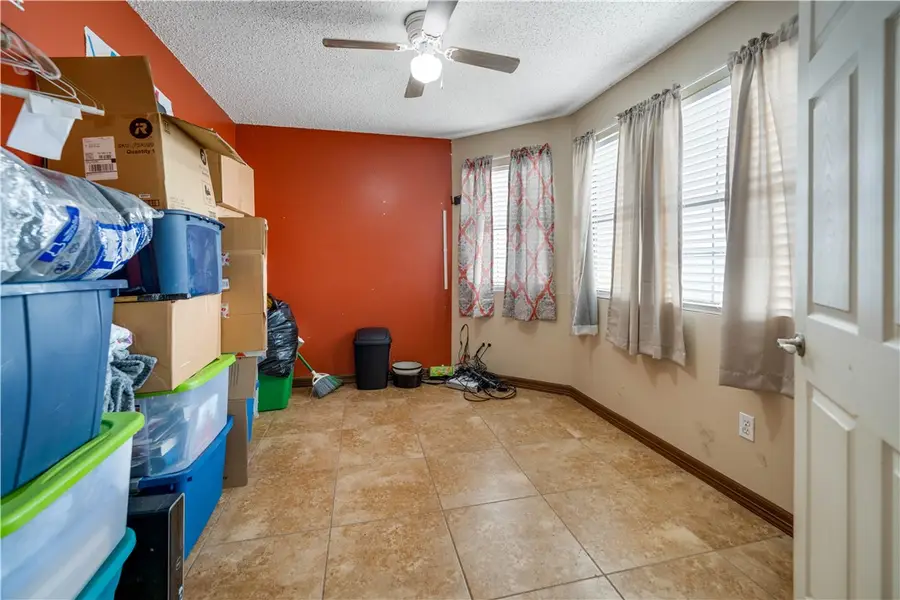 1297 County Road 336, Alice, TX 78332 - Image #3