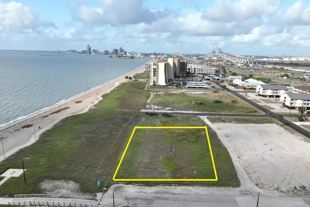 4421 N Shoreline Boulevard, Corpus Christi, TX 78402 - Image #1