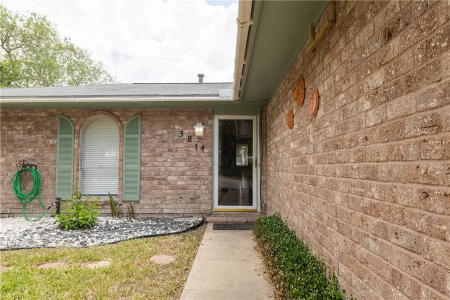 3814 Whitney Drive, Corpus Christi, TX 78410 - Image #3