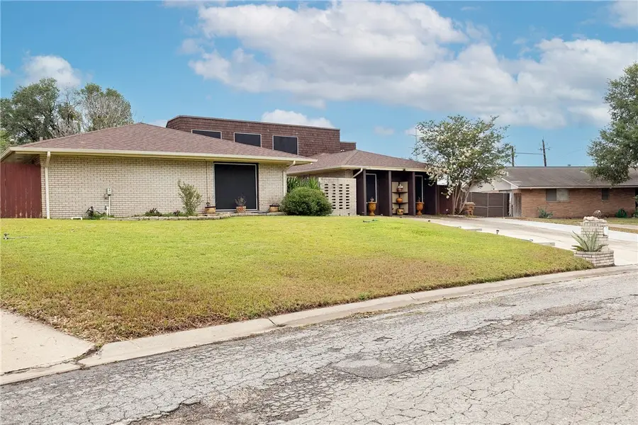 11157 Jackson Terrace, Corpus Christi, TX 78410 - Image #2