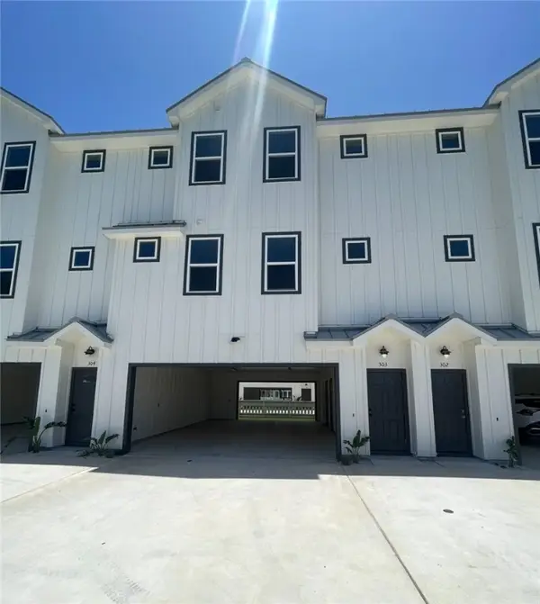 603 E Avenue G #303, Port Aransas, TX 78373