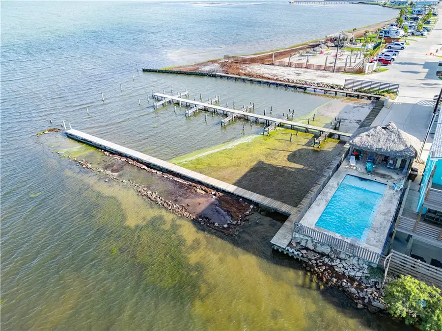 134 Laguna Village Drive, Corpus Christi, TX 78418 - Image #3