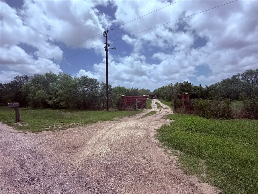 5742 Hidden Valley Loop, Sandia, TX 78383 - Image #3