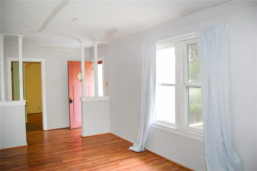 201 S Alta Vista Street, Beeville, TX 78102 - Image #3