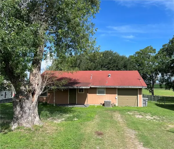 140 Lakeview Drive, Lake City, TX 78368