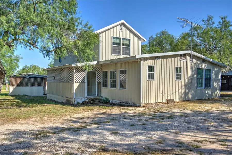 118 Island Drive, Lake City, TX 78368 - Image #2