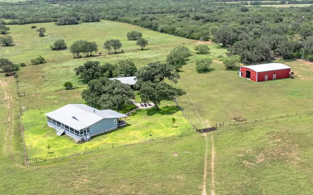 3737 Cr 306, Beeville, TX 78102 - Image #1