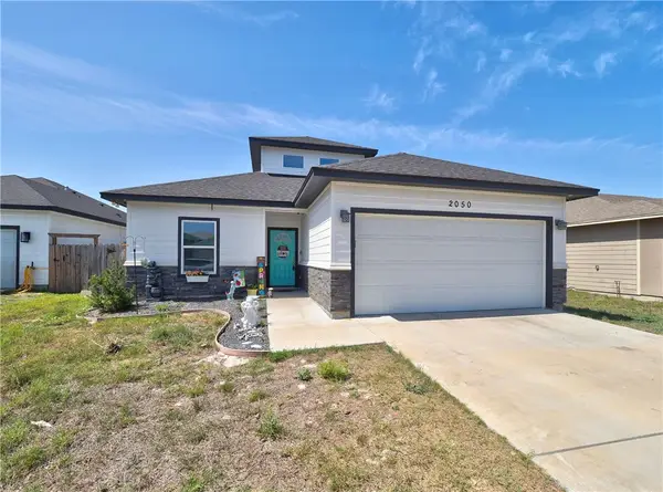 2050 Admiral Lane, Aransas Pass, TX 78336