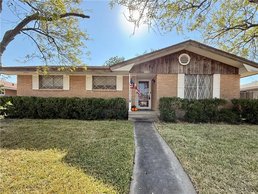 5825 San Saba Drive, Corpus Christi, TX 78407 - Image #2