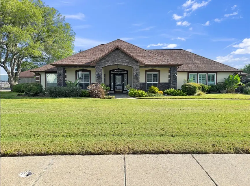 13910 Riverway Drive, Corpus Christi, TX 78410 - Image #2