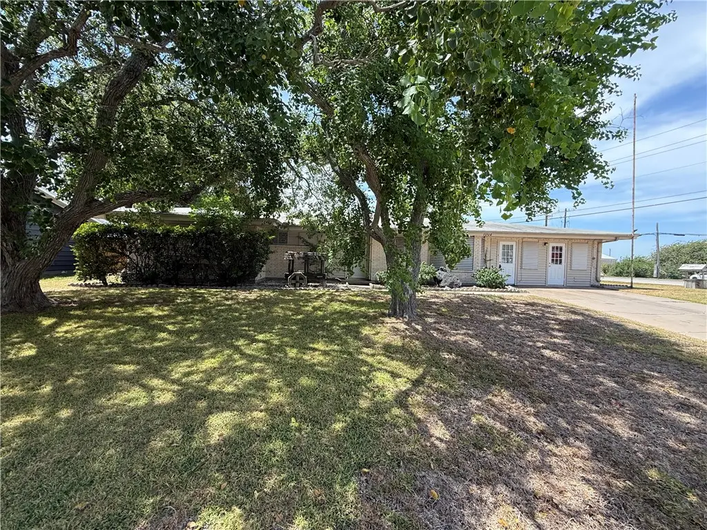 1002 Diomede, Portland, TX 78374 - Image #1