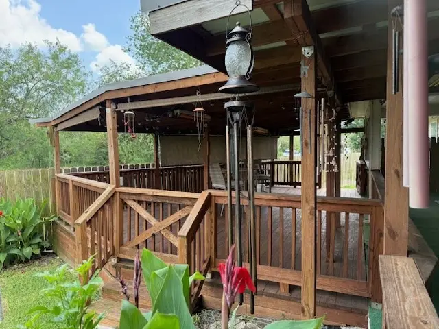 1002 Blue Crest, Beeville, TX 78102 - Image #3