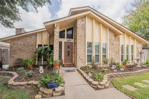 4957 Shadowbend Drive, Corpus Christi, TX 78413